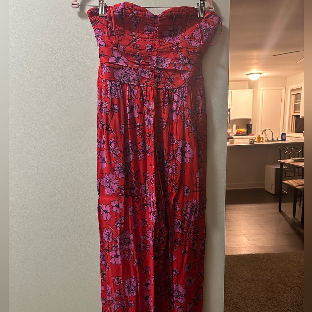 Size medium jumpsuit never worn
